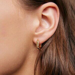 Jennifer Fisher Huggies 14k gold